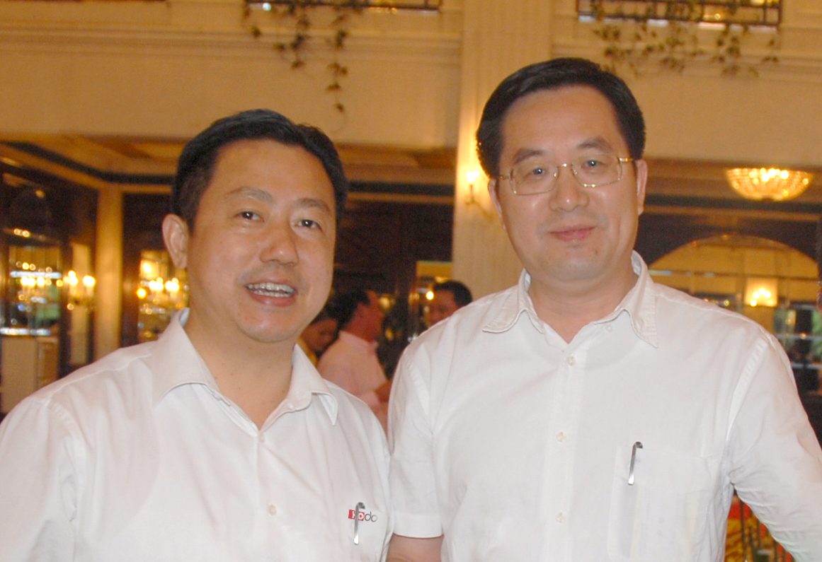 中央政治局常委、國務院副總理丁薛祥與周海江合影